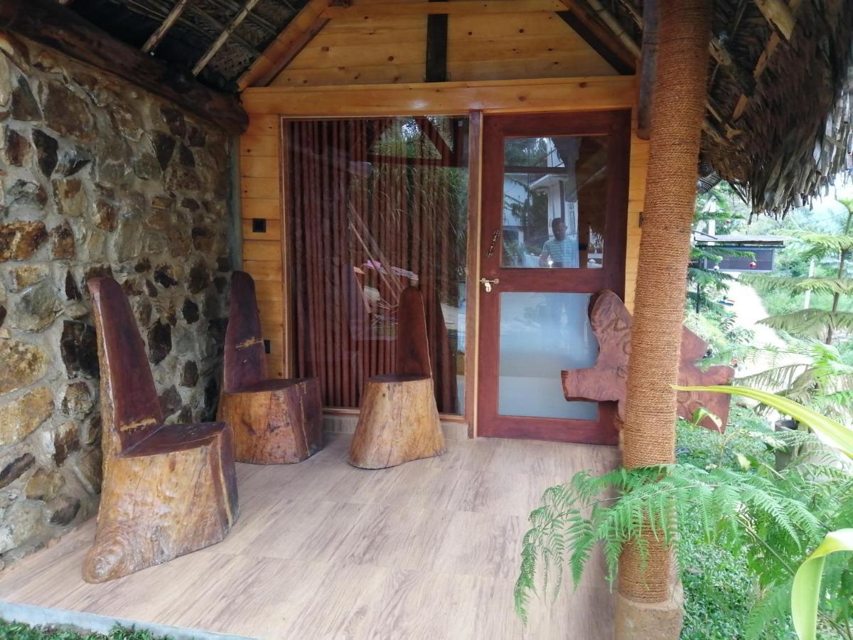 Mc Queen Homestay Ella Eksteriør bilde
