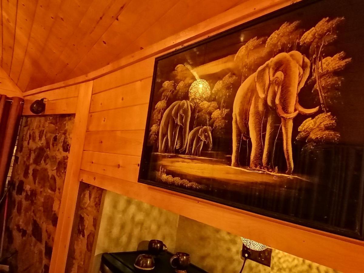 Mc Queen Homestay Ella Eksteriør bilde